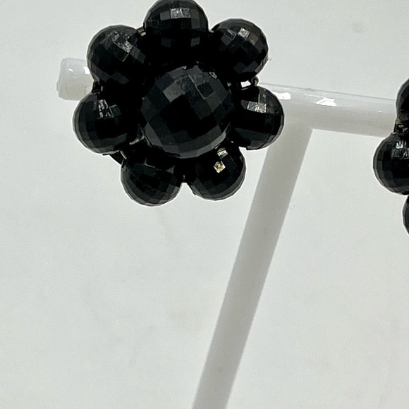 Vintage Black Glass Floral Silver Tone Clip On Earrings signed Germany on back - Picture 3 of 12